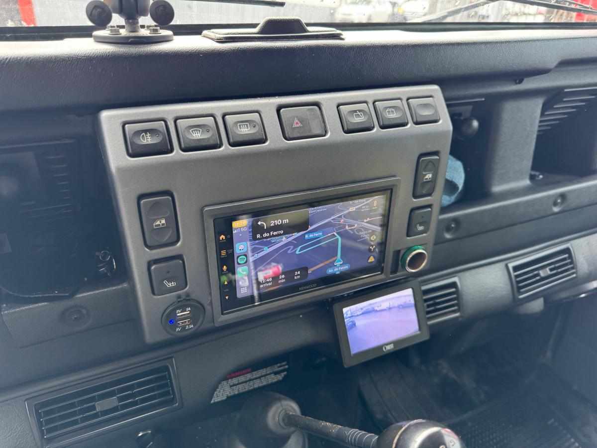 land-rover-defender-2-5-td5-awd-2003-diesel-2495cc