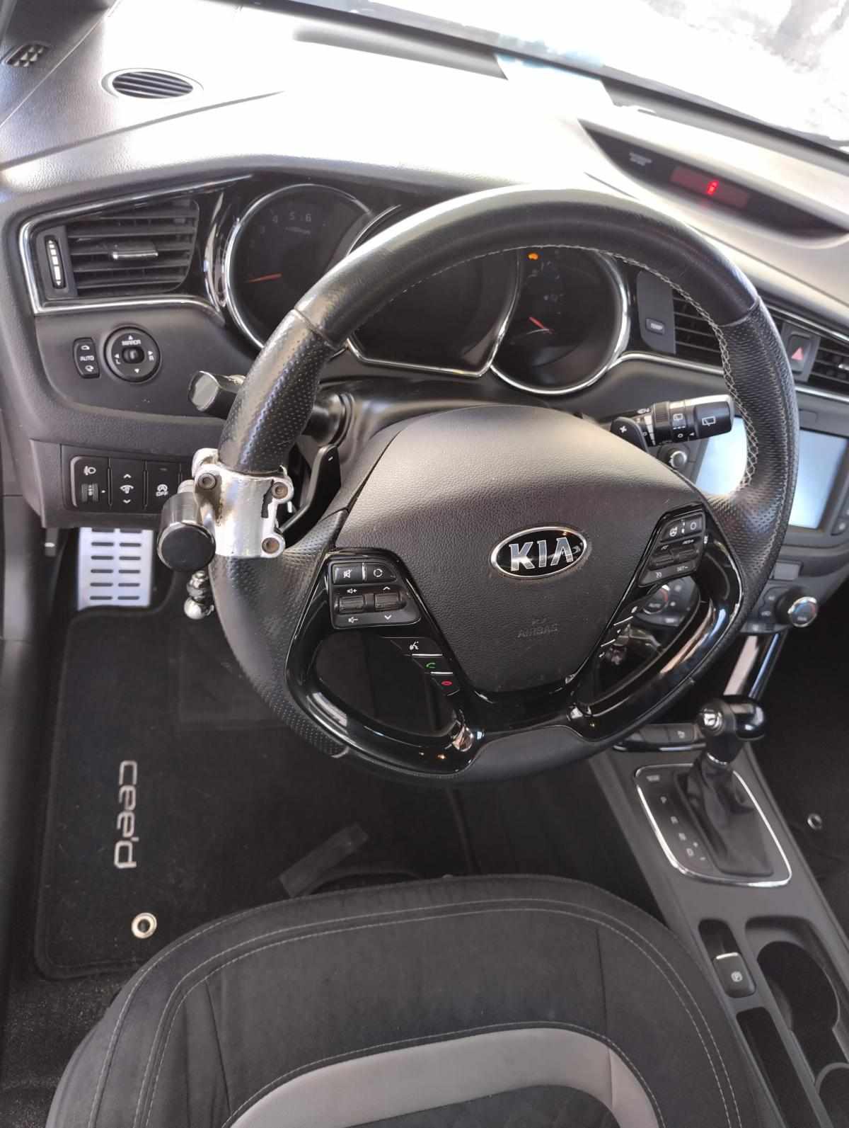 kia-ceed-1-6-crdi-2017-diesel-1582cc