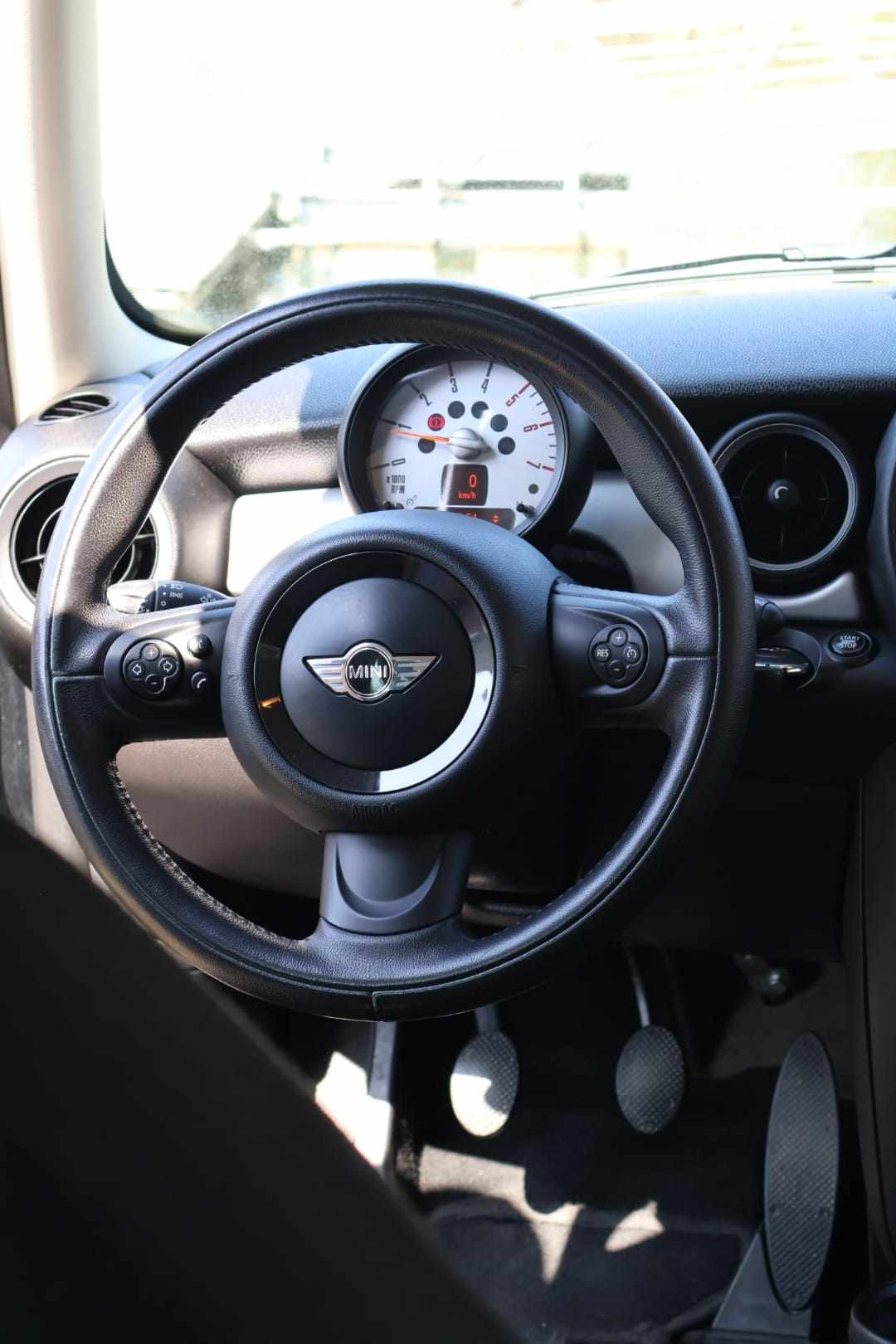 mini-hatch-d-2-0-2013-diesel-1598cc
