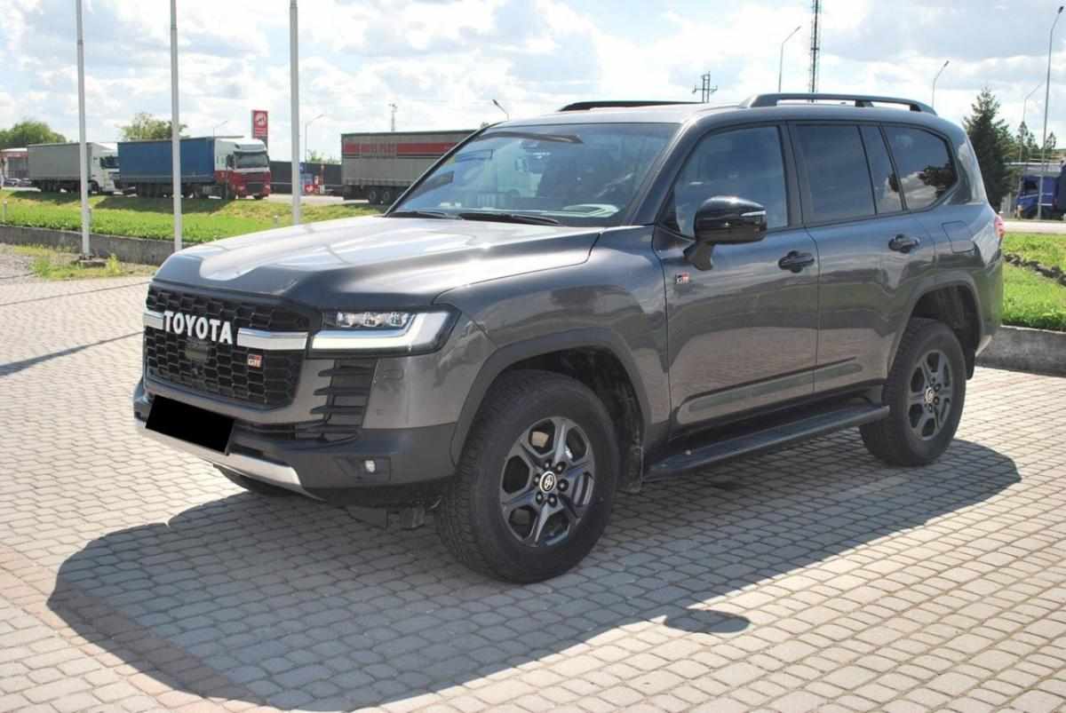 toyota-land-cruiser-2024-diesel-3346cc