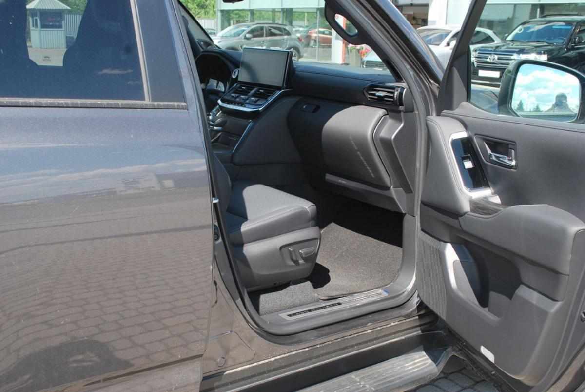 toyota-land-cruiser-2024-diesel-3346cc