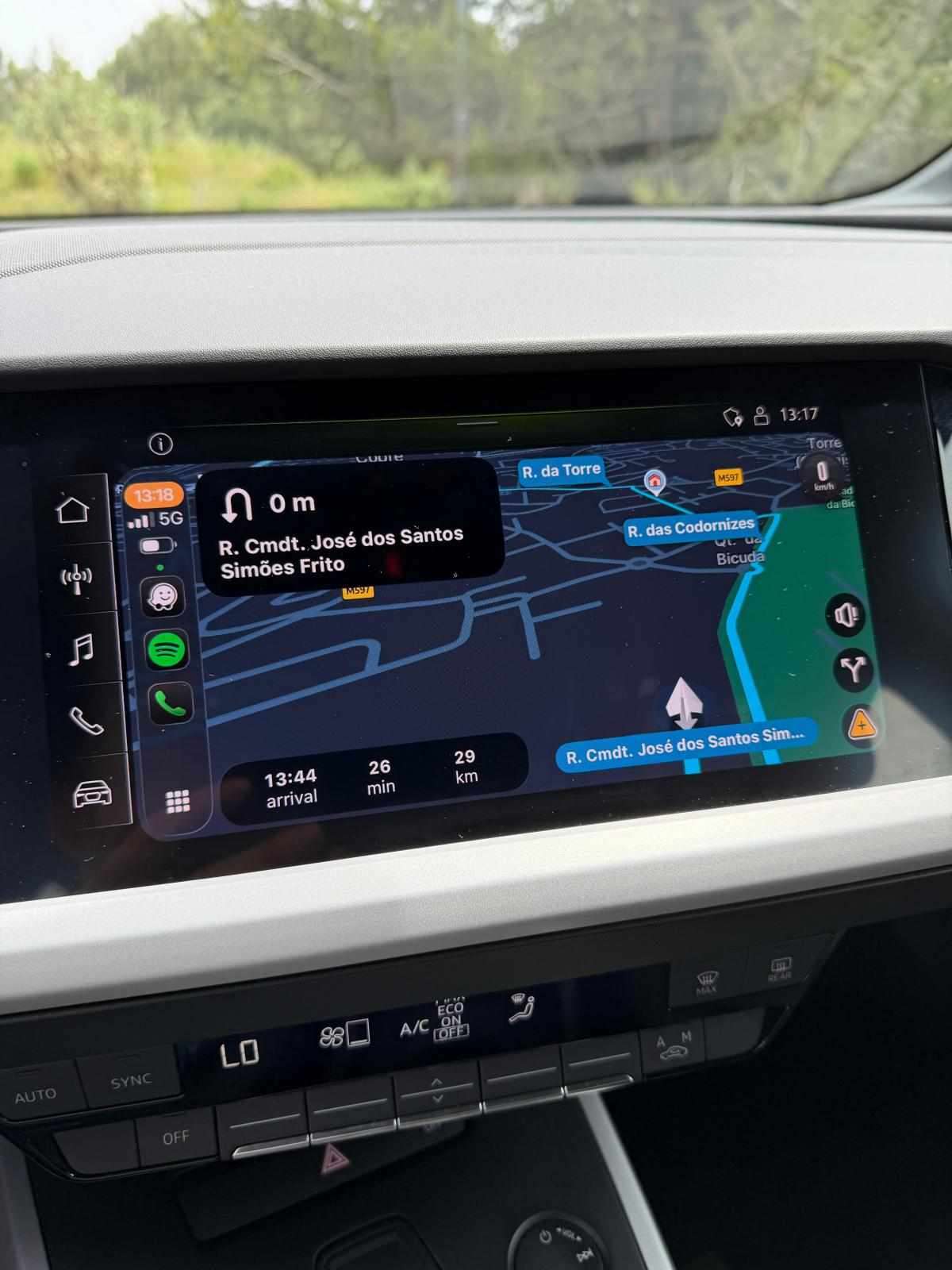 audi-q4-e-tron-40-e-tron-2022-eletrico