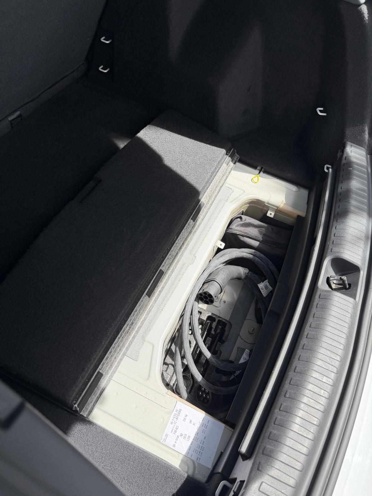 audi-q4-e-tron-40-e-tron-2022-eletrico