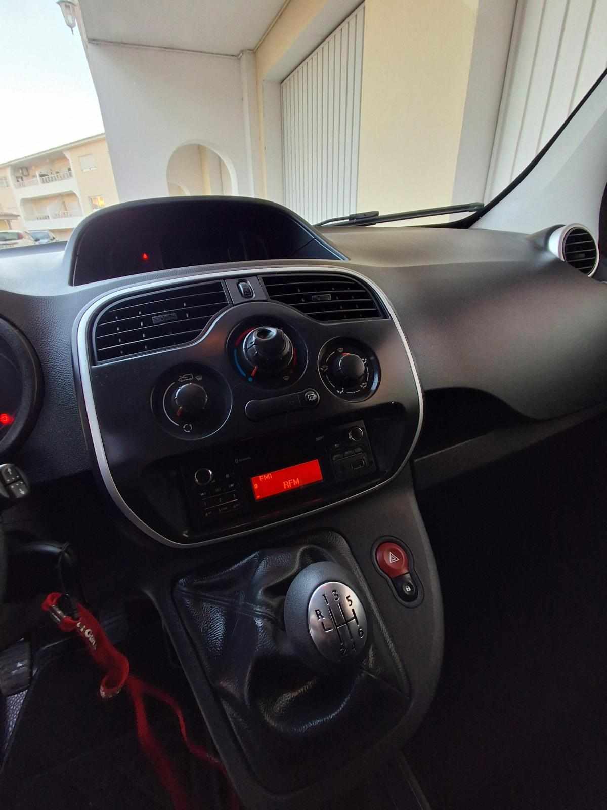 renault-kangoo-1-5-dci-2019-diesel-1461cc