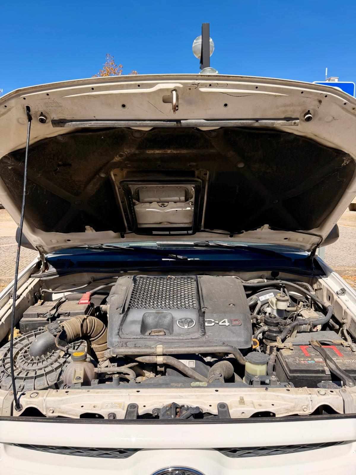 toyota-hilux-2-5-2007-diesel-2494cc