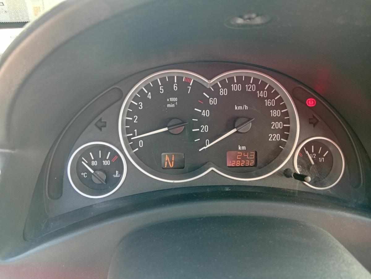 opel-corsa-1-2-twinport-2005-gasolina-1229cc