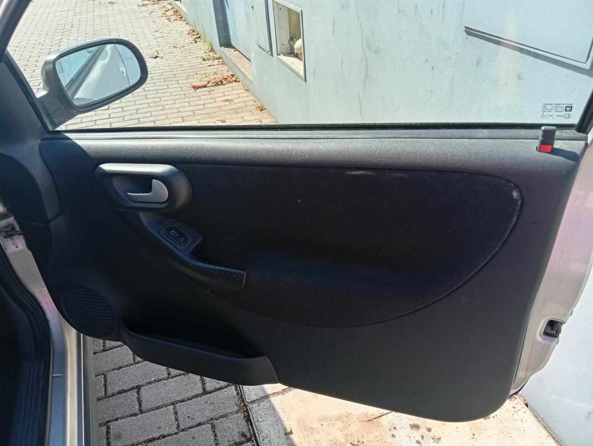 opel-corsa-1-2-twinport-2005-gasolina-1229cc