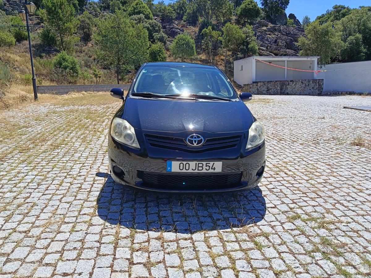 toyota-auris-1-4-d4d-2010-diesel-1364cc