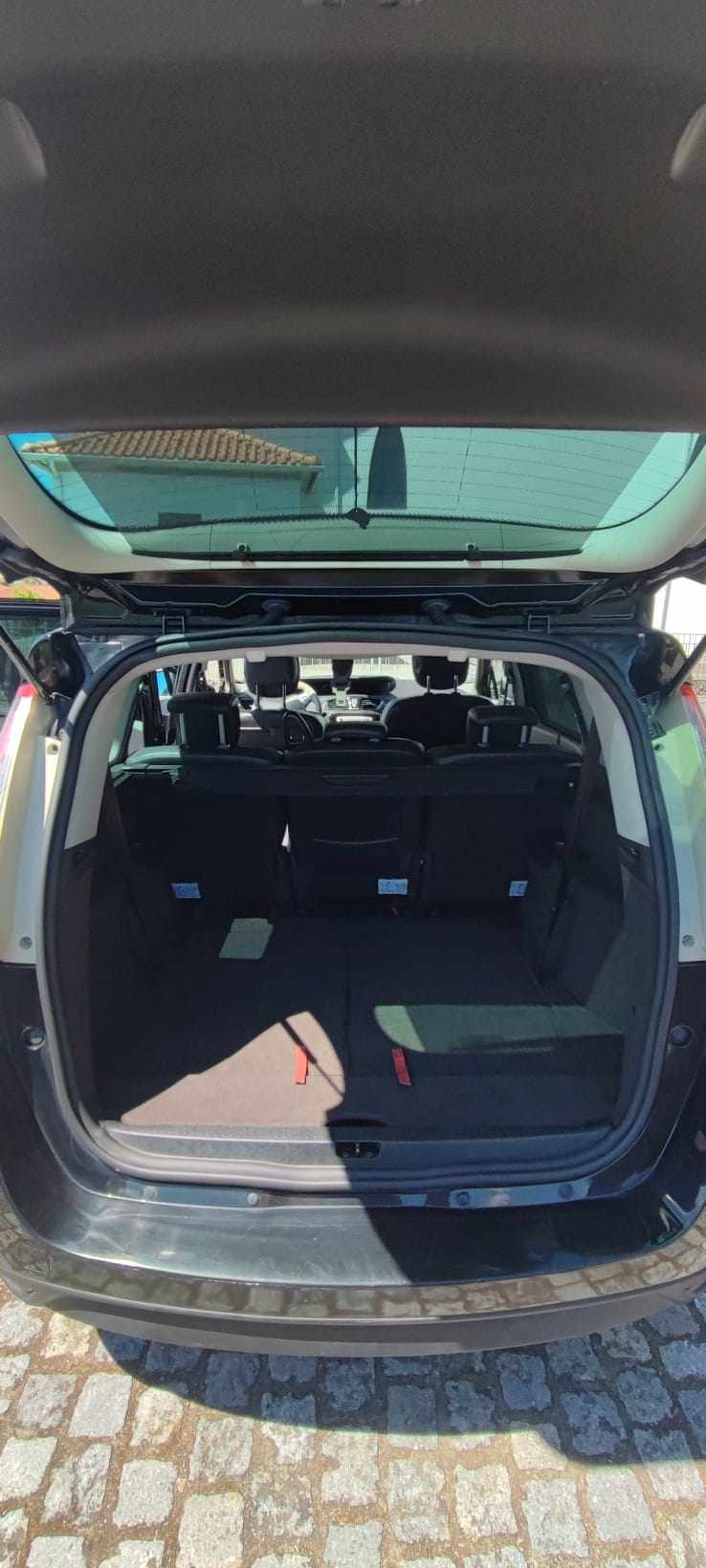 renault-scenic-1-6-dci-2012-diesel-1598cc