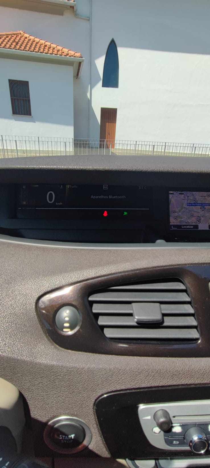 renault-scenic-1-6-dci-2012-diesel-1598cc