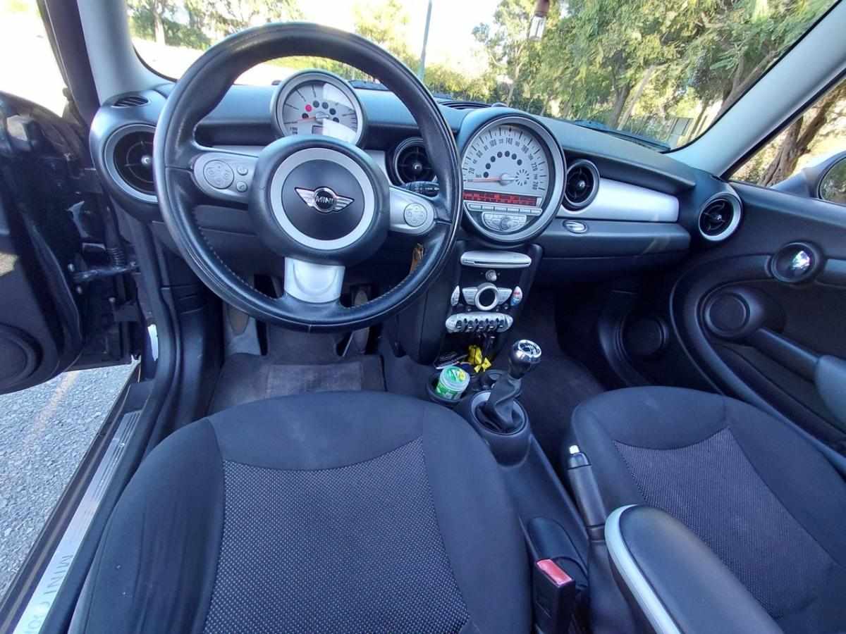 mini-hatch-d-2-0-2009-diesel-1560cc