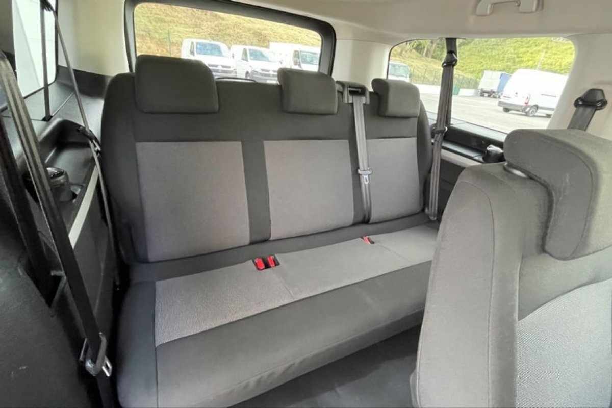 peugeot-traveller-1-6-bluehdi-2018-diesel-1560cc