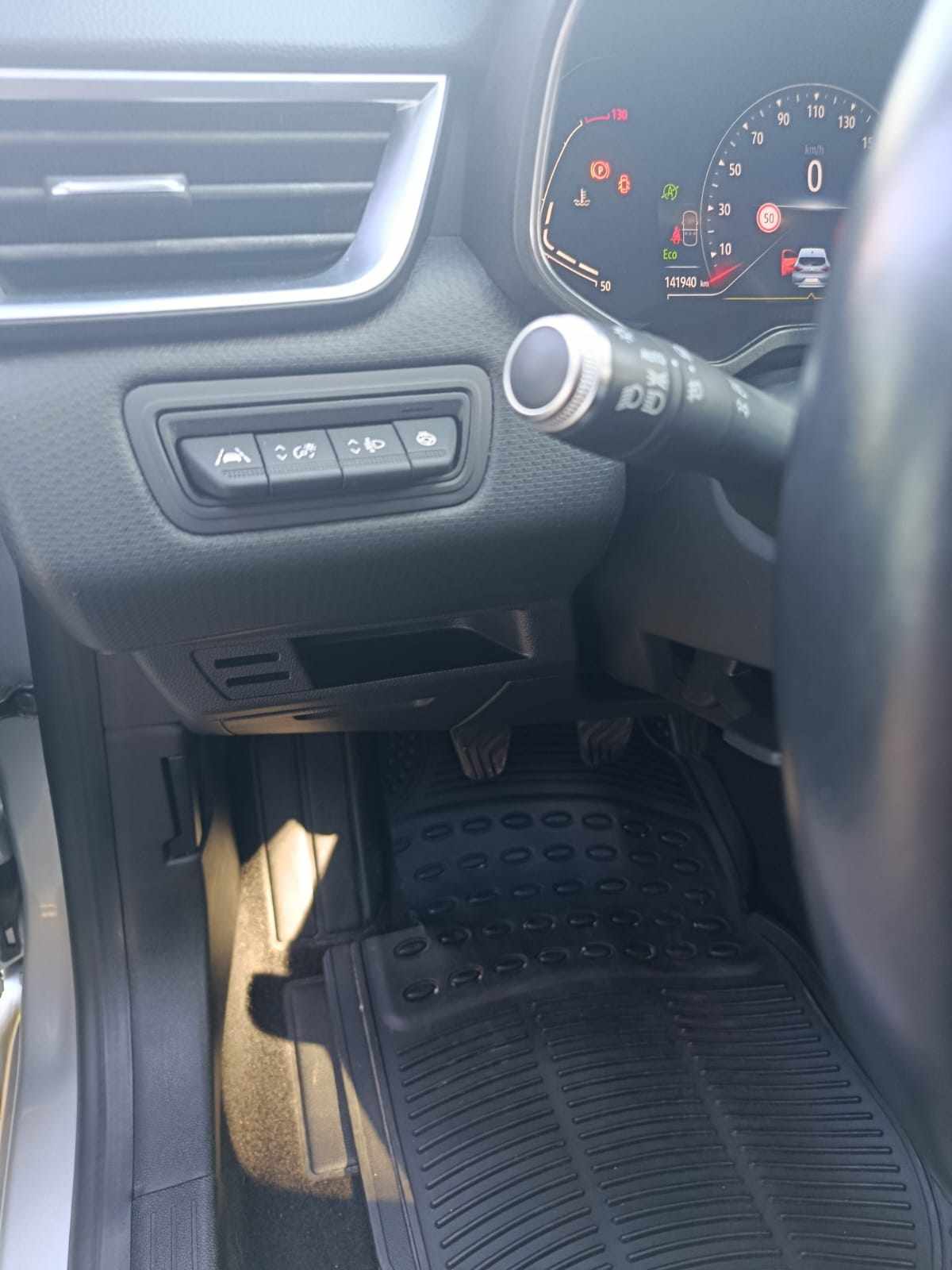 renault-clio-0-9-tce-2020-gasolina-898cc