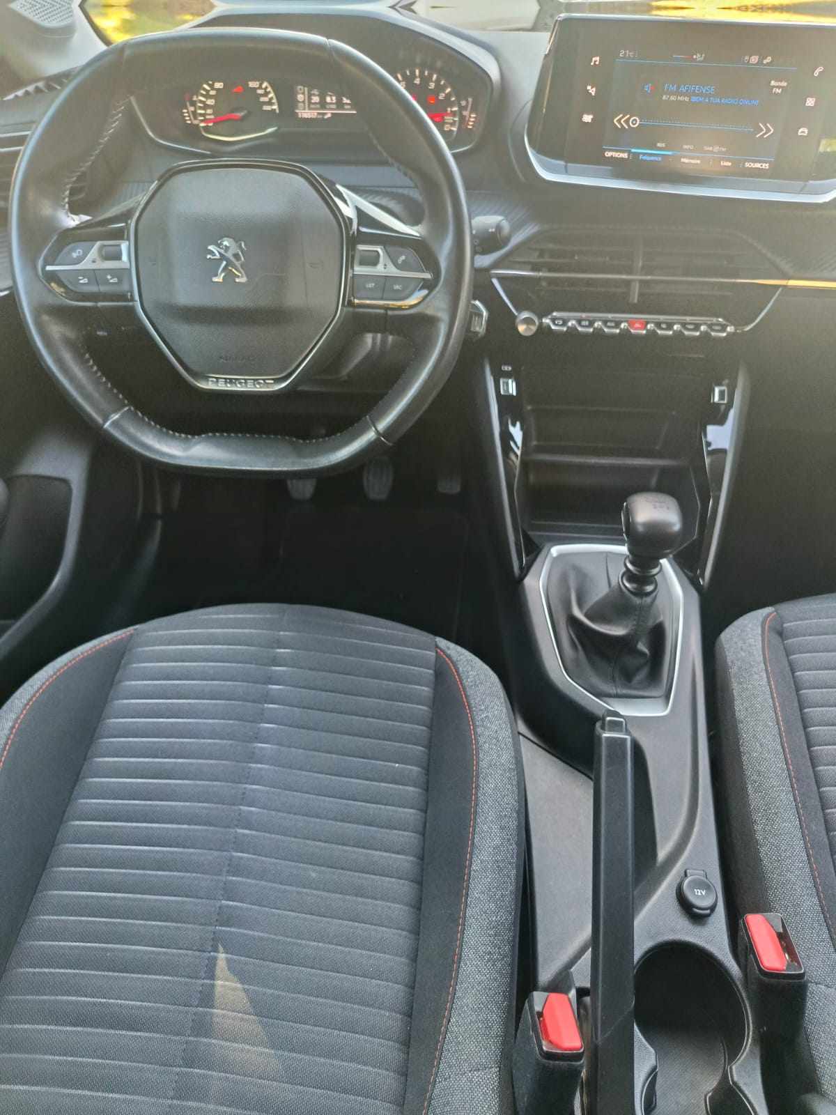 peugeot-208-1-2-puretech-2020-gasolina-1199cc