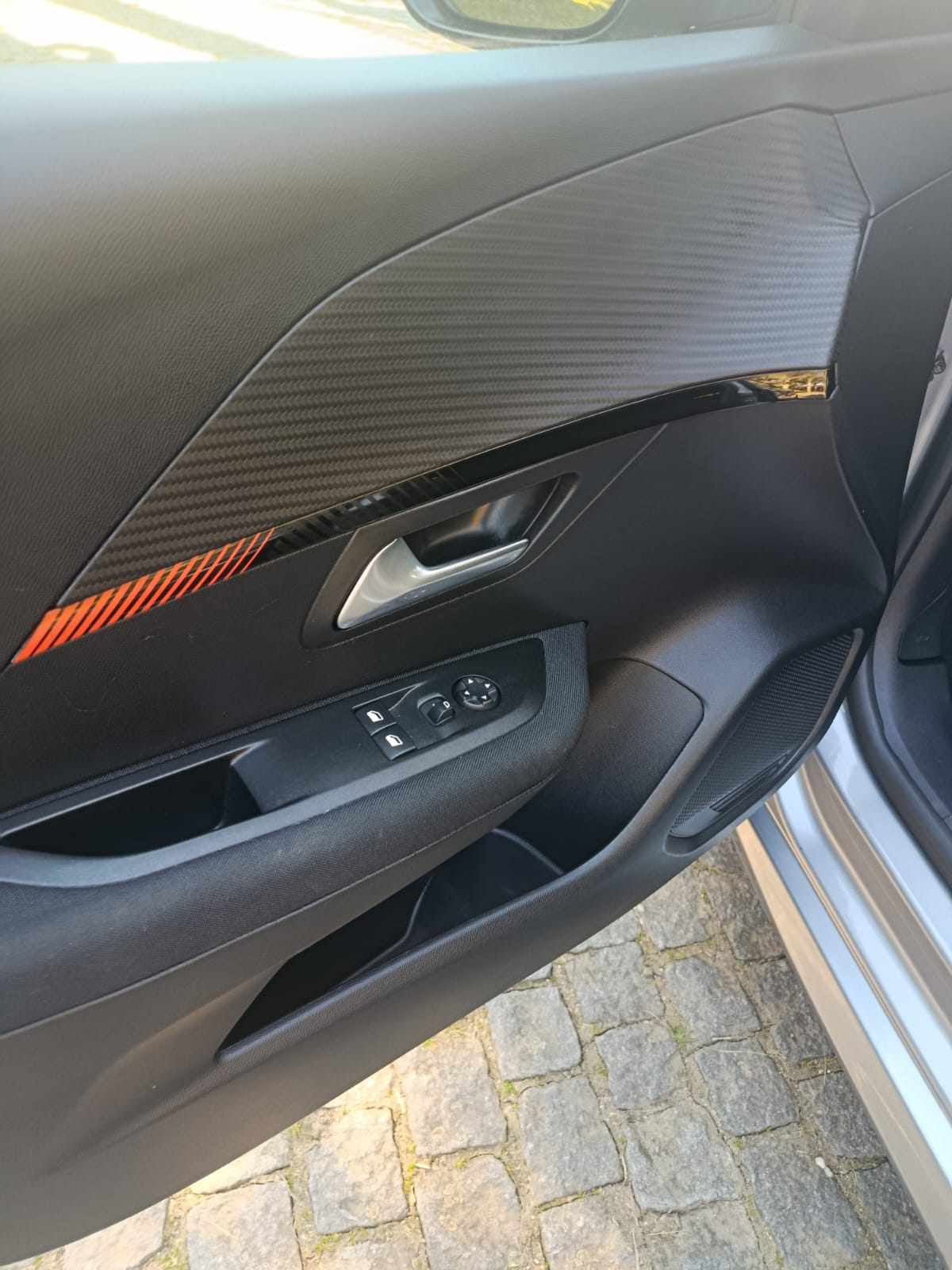 peugeot-208-1-2-puretech-2020-gasolina-1199cc