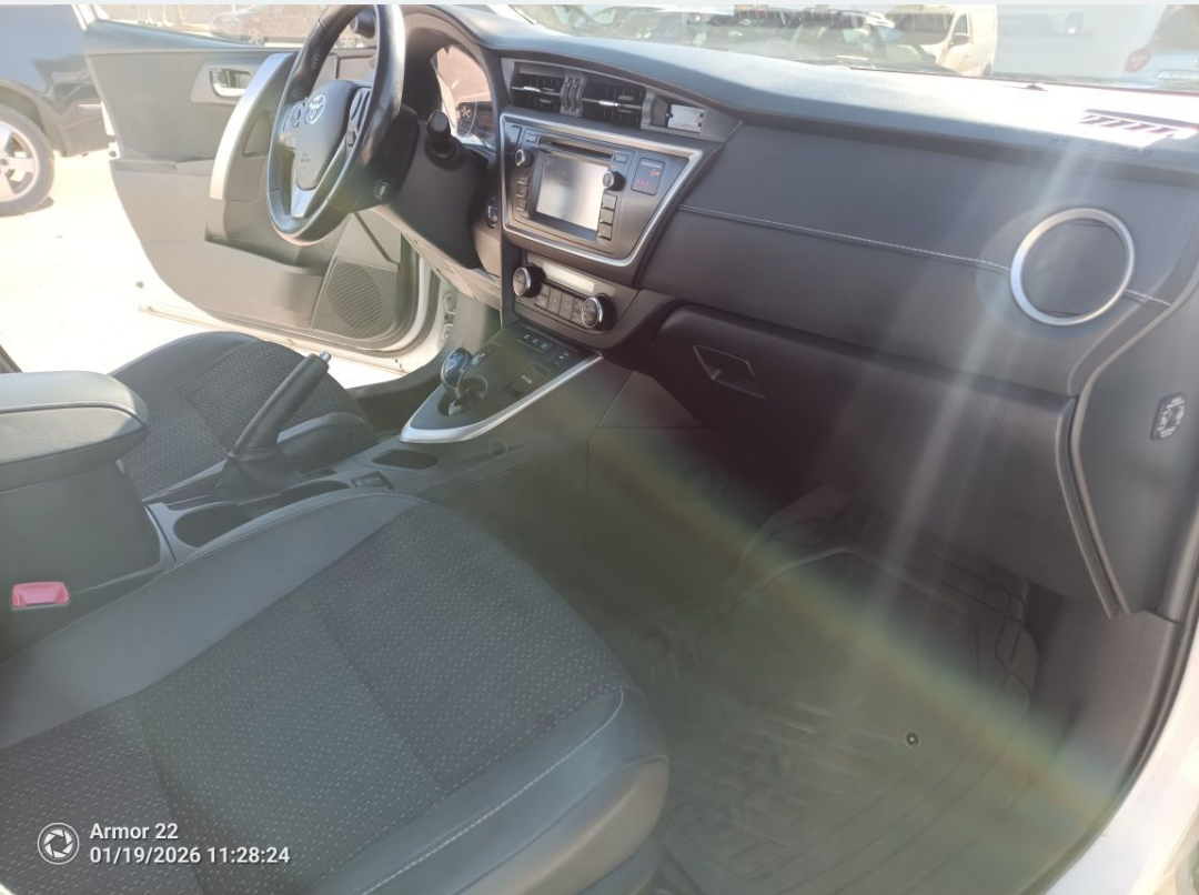 toyota-auris-hybrid-1-8-vvt-i-3jm-2015-gasolina-1798cc