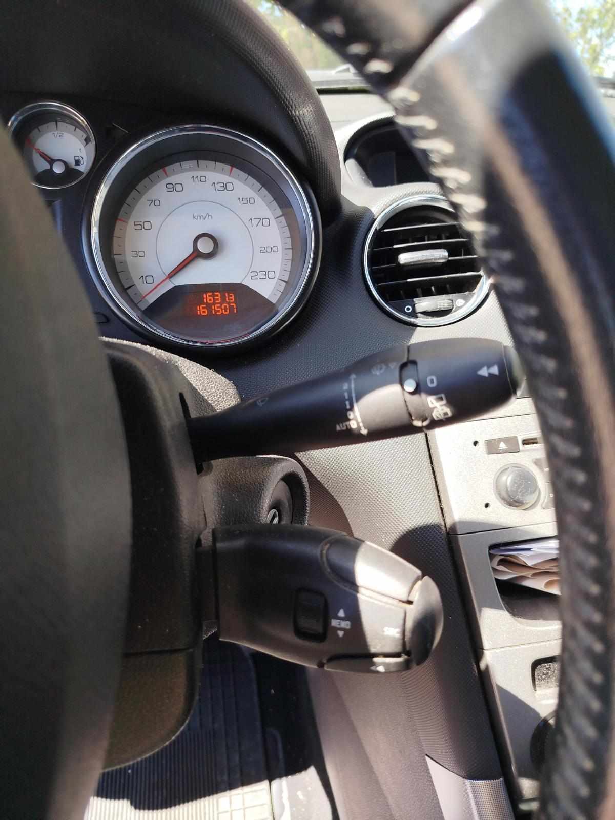 peugeot-308-1-6-hdi-fap-2009-diesel-1560cc