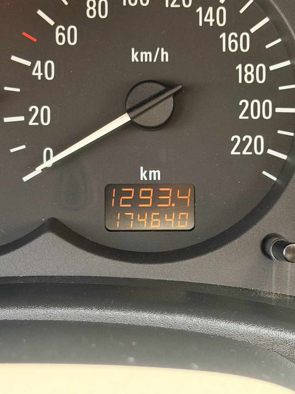 opel-corsa-1-0-2001-gasolina-973cc