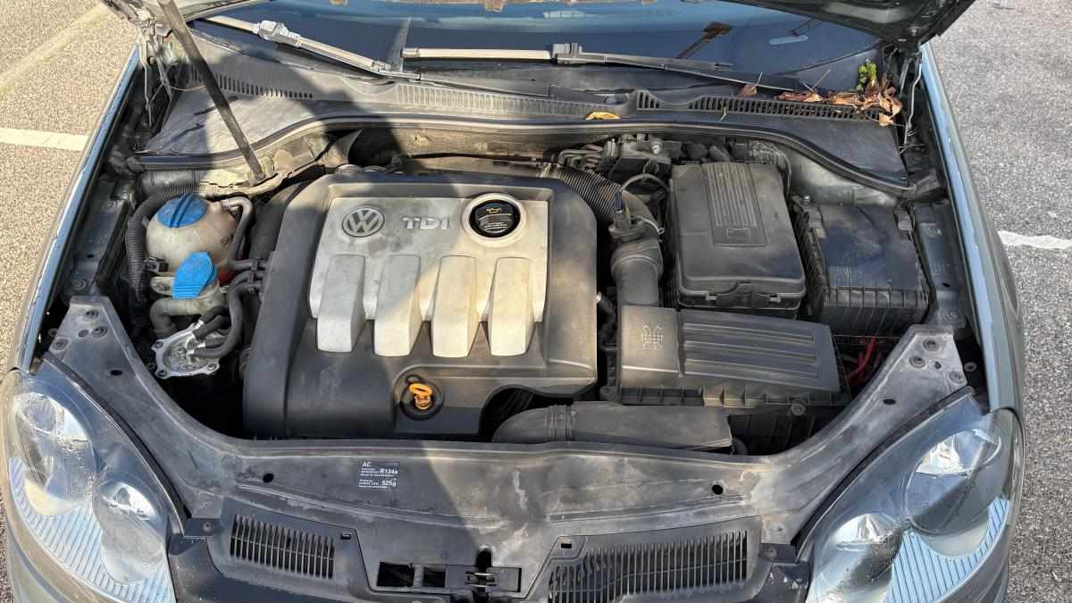 volkswagen-golf-1-9-tdi-2004-diesel-1896cc