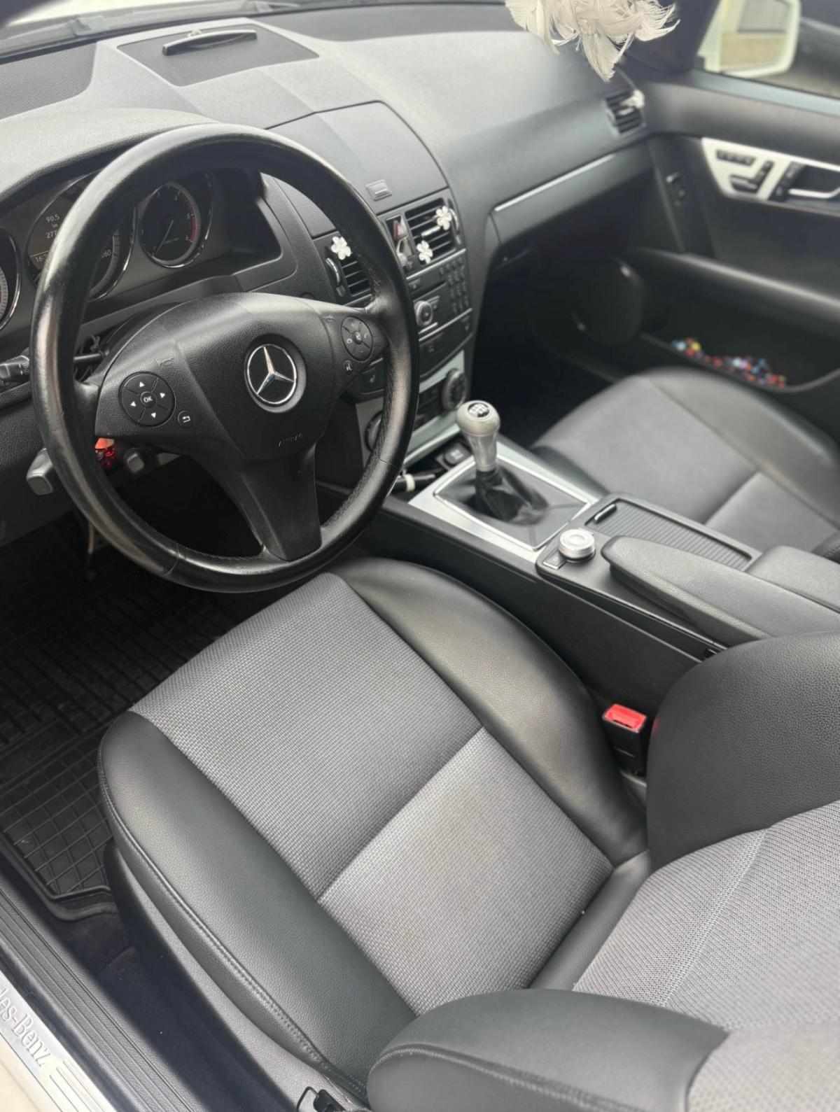 mercedes-benz-classe-c-c-220-cdi-2009-diesel-2148cc