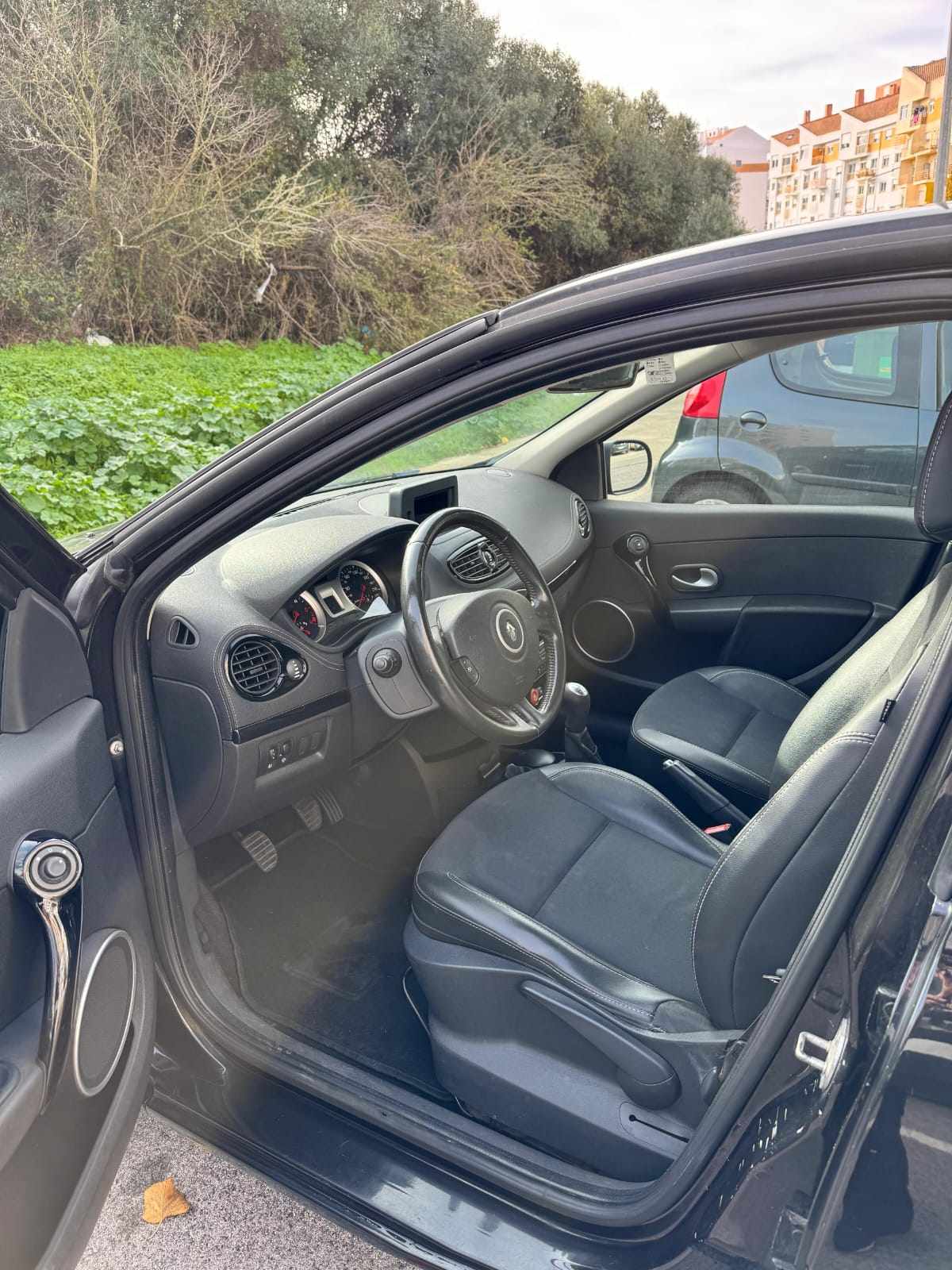 renault-clio-1-5-dci-2012-diesel-1461cc