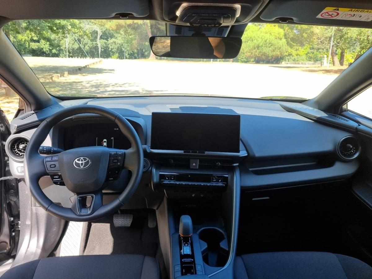 toyota-c-hr-2-0-phev-2025-gasolina-1987cc