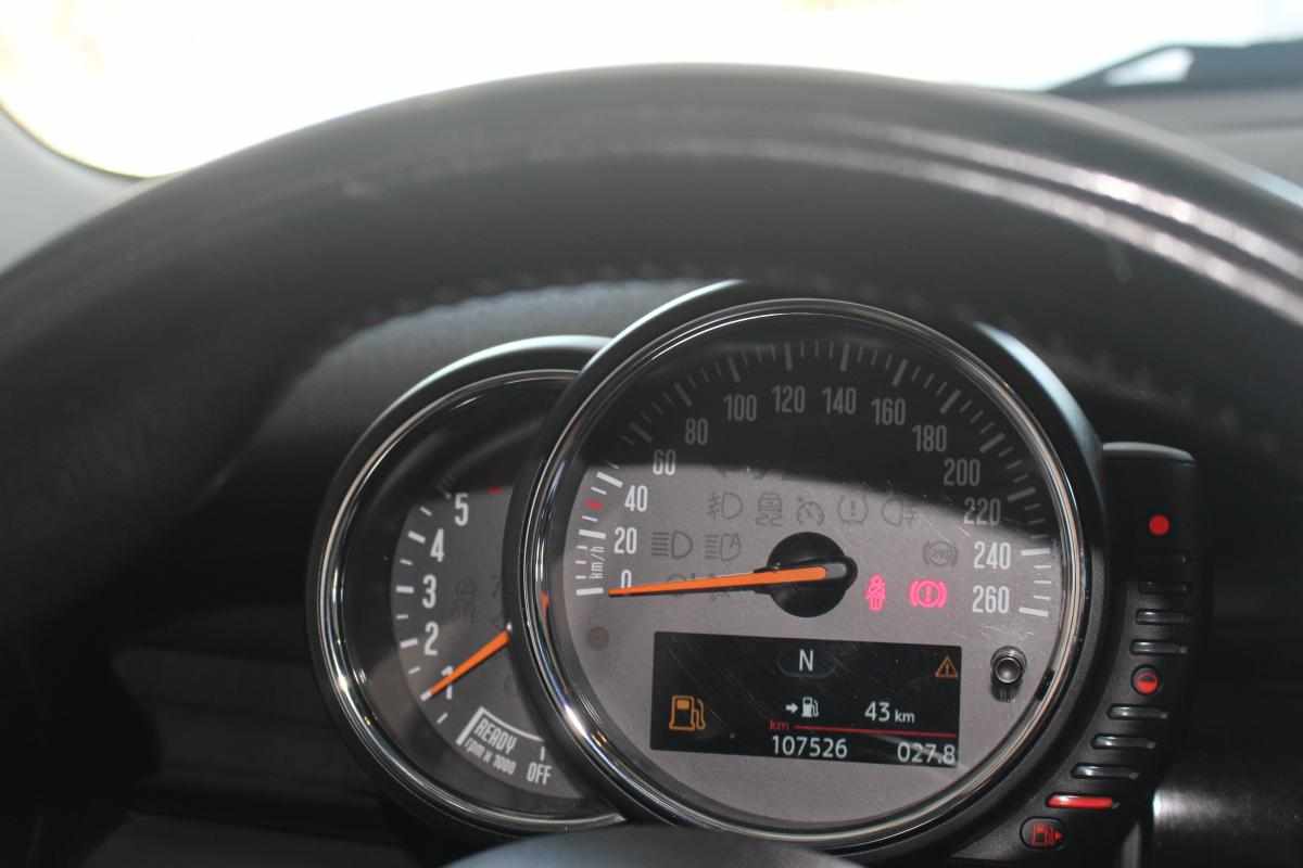 mini-hatch-d-1-5-2015-diesel-1496cc