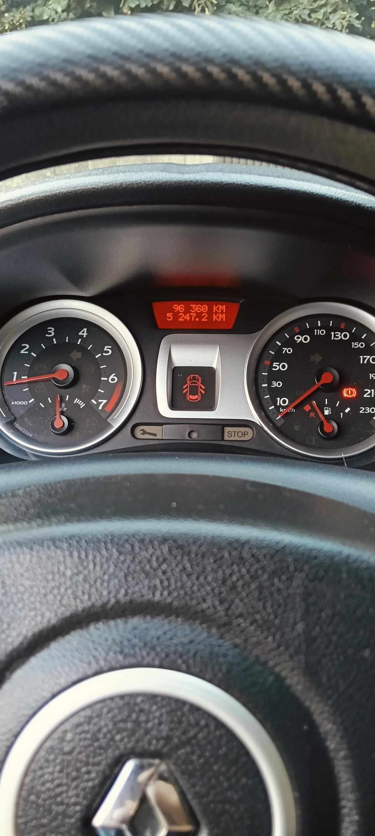 renault-clio-1-2-16v-2008-gasolina-1149cc