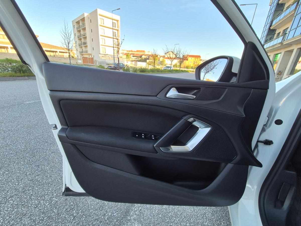 peugeot-308-1-2-e-thp-2016-gasolina-1198cc