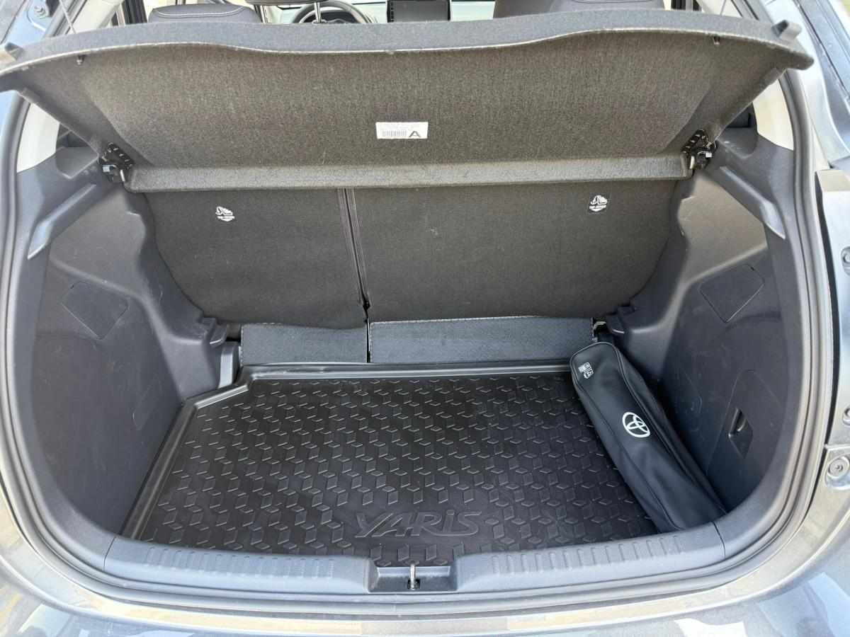 toyota-yaris-1-5-full-hybrid-2025-gasolina-1490cc