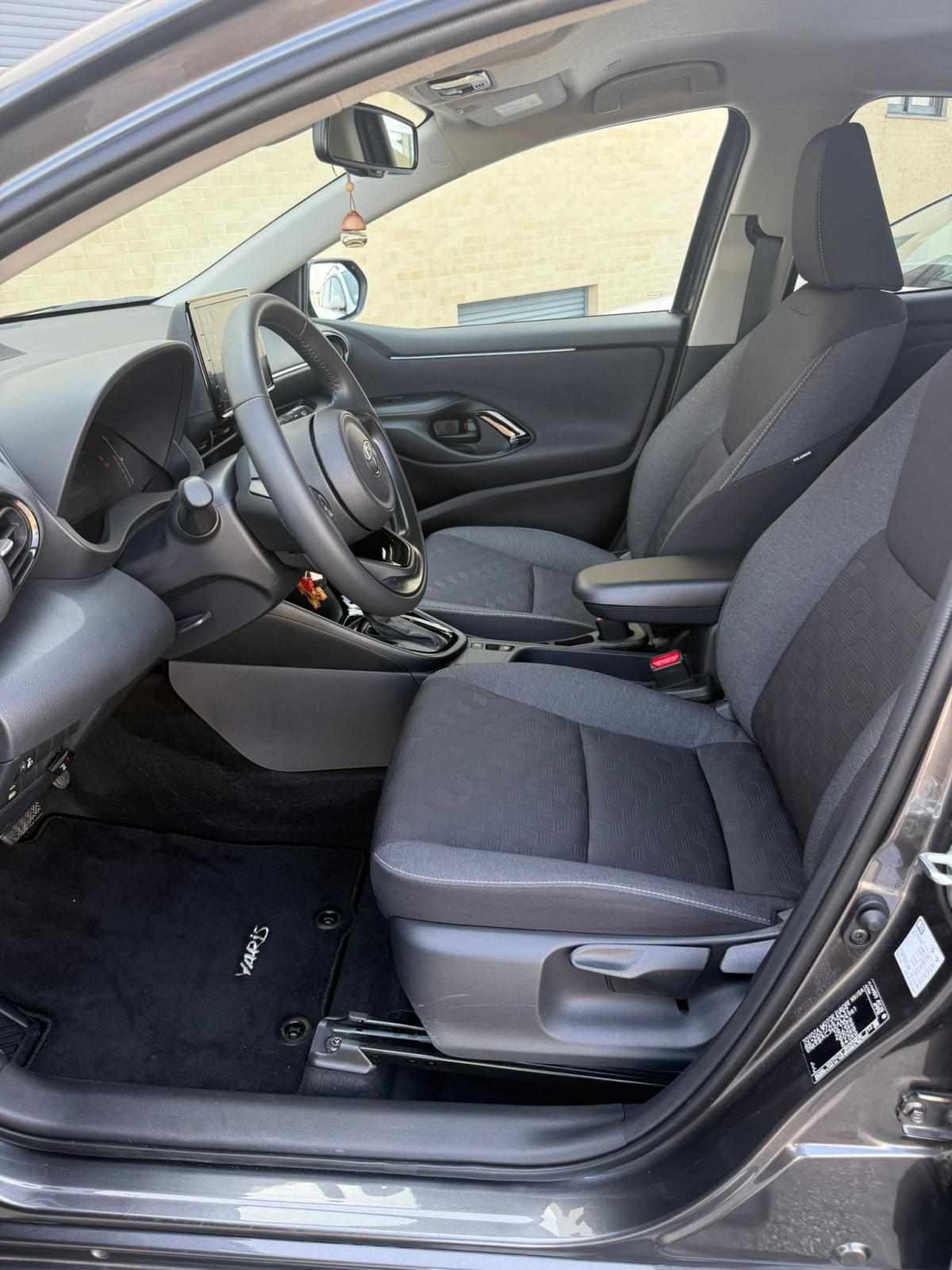 toyota-yaris-1-5-full-hybrid-2025-gasolina-1490cc