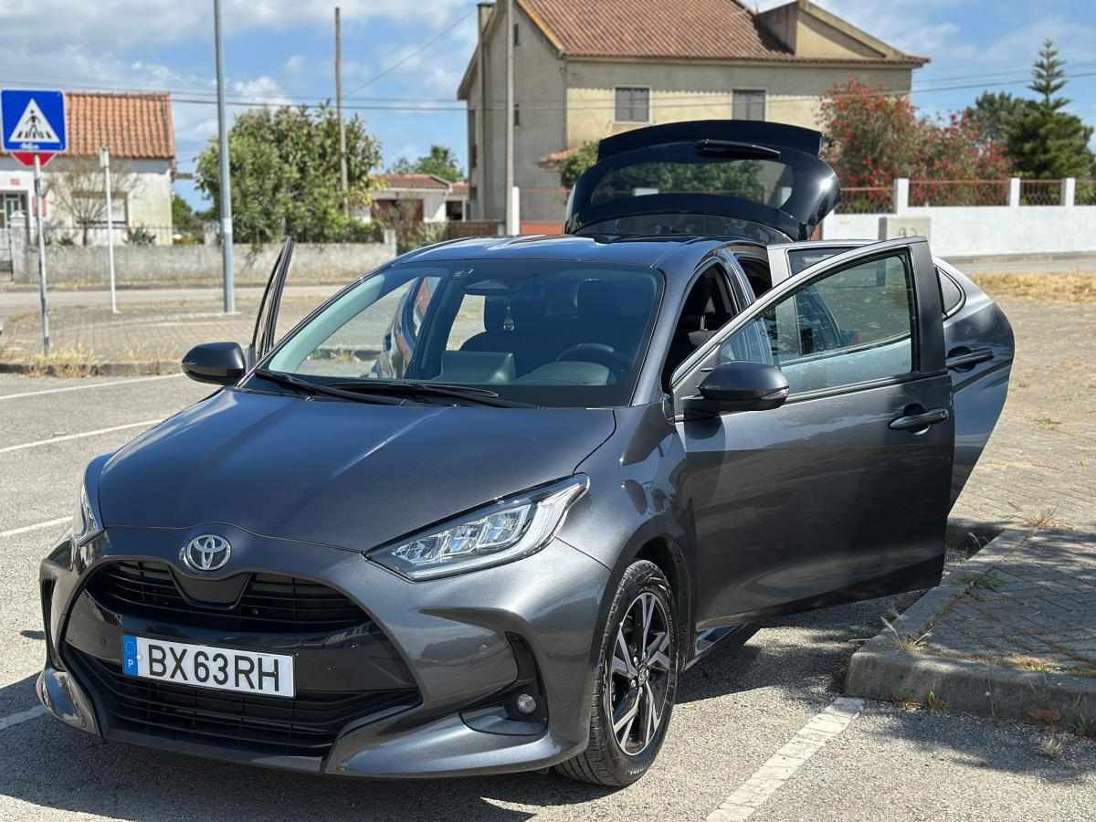 toyota-yaris-1-5-full-hybrid-2025-gasolina-1490cc