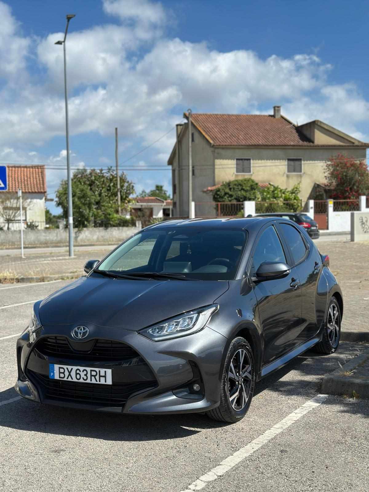 toyota-yaris-1-5-full-hybrid-2025-gasolina-1490cc