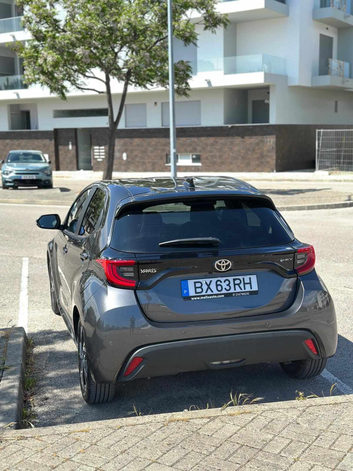 toyota-yaris-1-5-full-hybrid-2025-gasolina-1490cc