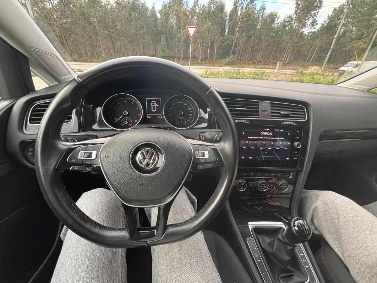 volkswagen-golf-1-0-tsi-bluemotion-2018-gasolina-999cc