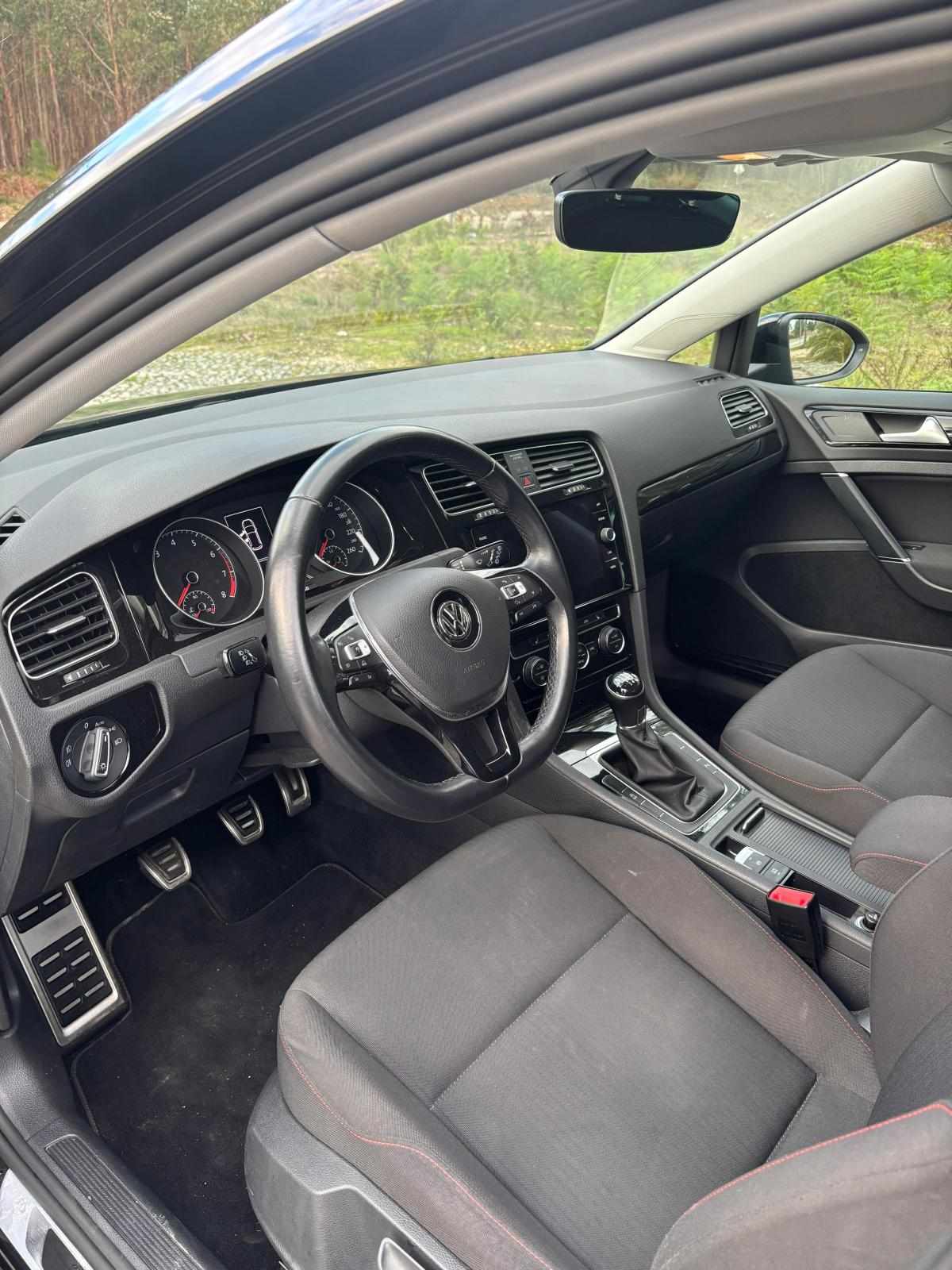 volkswagen-golf-1-0-tsi-bluemotion-2018-gasolina-999cc