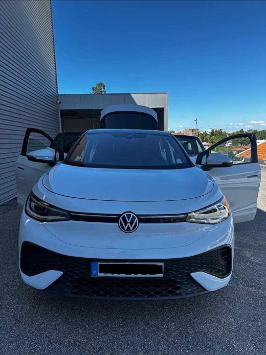 volkswagen-id-5-1-geracao-2022-eletrico