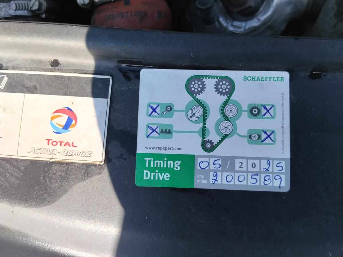 peugeot-2008-1-6-e-hdi-2014-diesel-1560cc