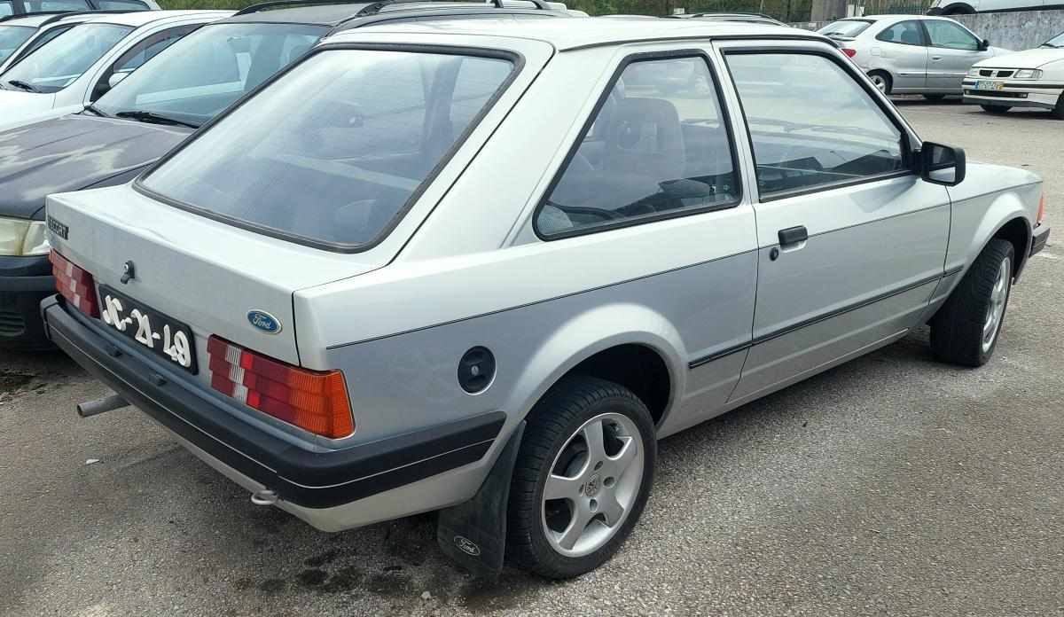 ford-escort-1-1-1985-gasolina-1117cc