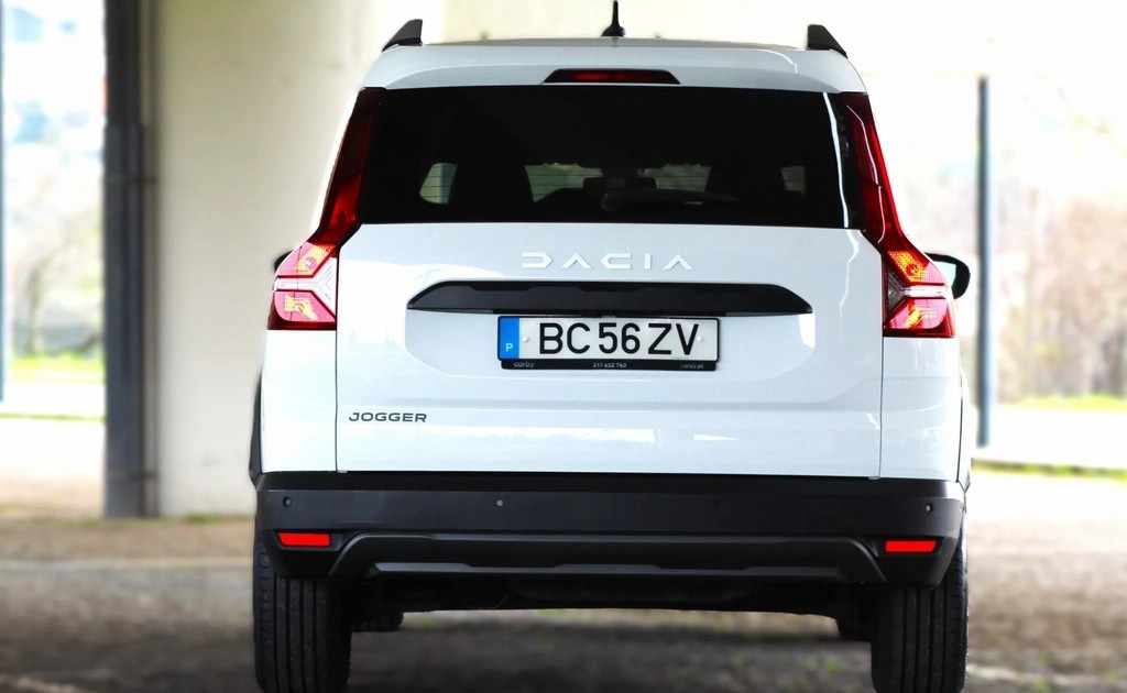 dacia-jogger-1-0-tce-2023-gasolina-999cc
