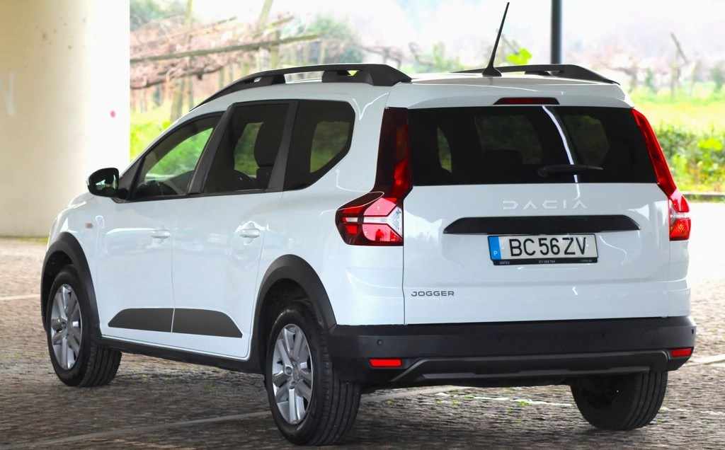 dacia-jogger-1-0-tce-2023-gasolina-999cc