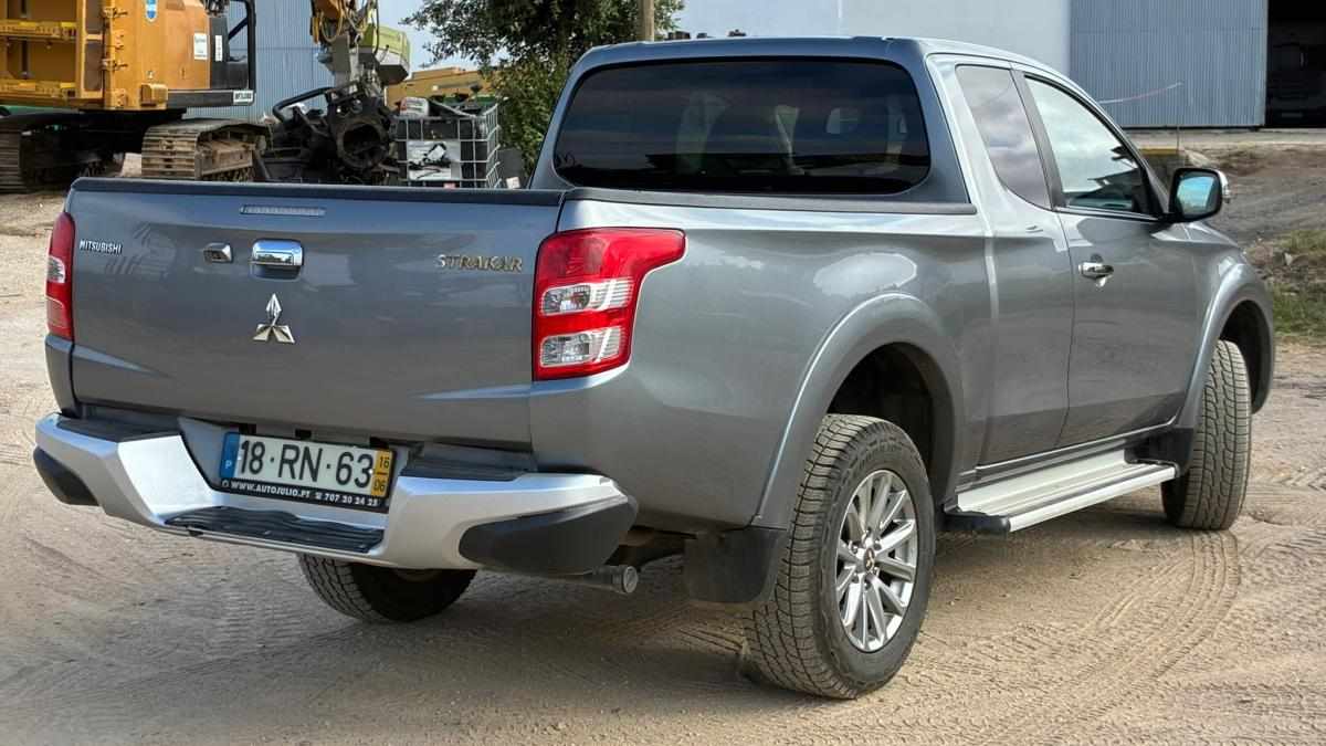mitsubishi-l200-2-4-di-d-4wd-2016-diesel-2442cc