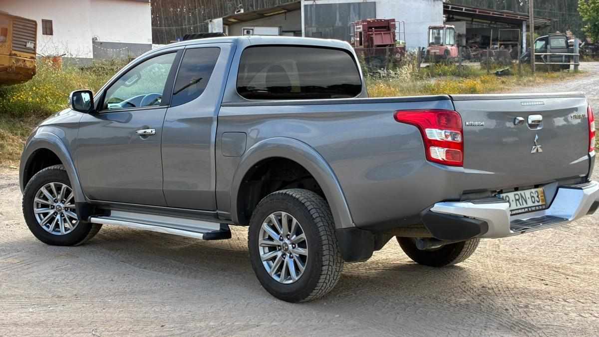 mitsubishi-l200-2-4-di-d-4wd-2016-diesel-2442cc