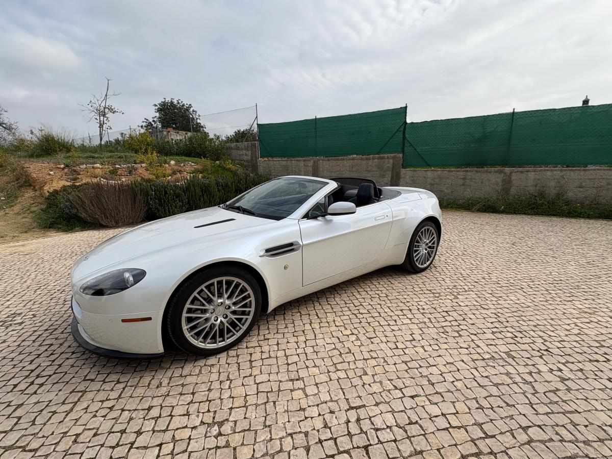 aston-martin-vantage-roadster-2011-gasolina-4735cc