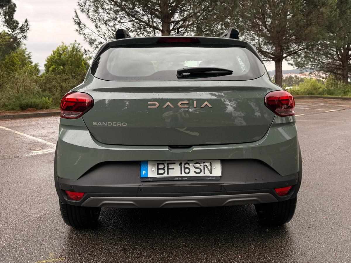 dacia-sandero-1-0-tce-2023-gasolina-999cc