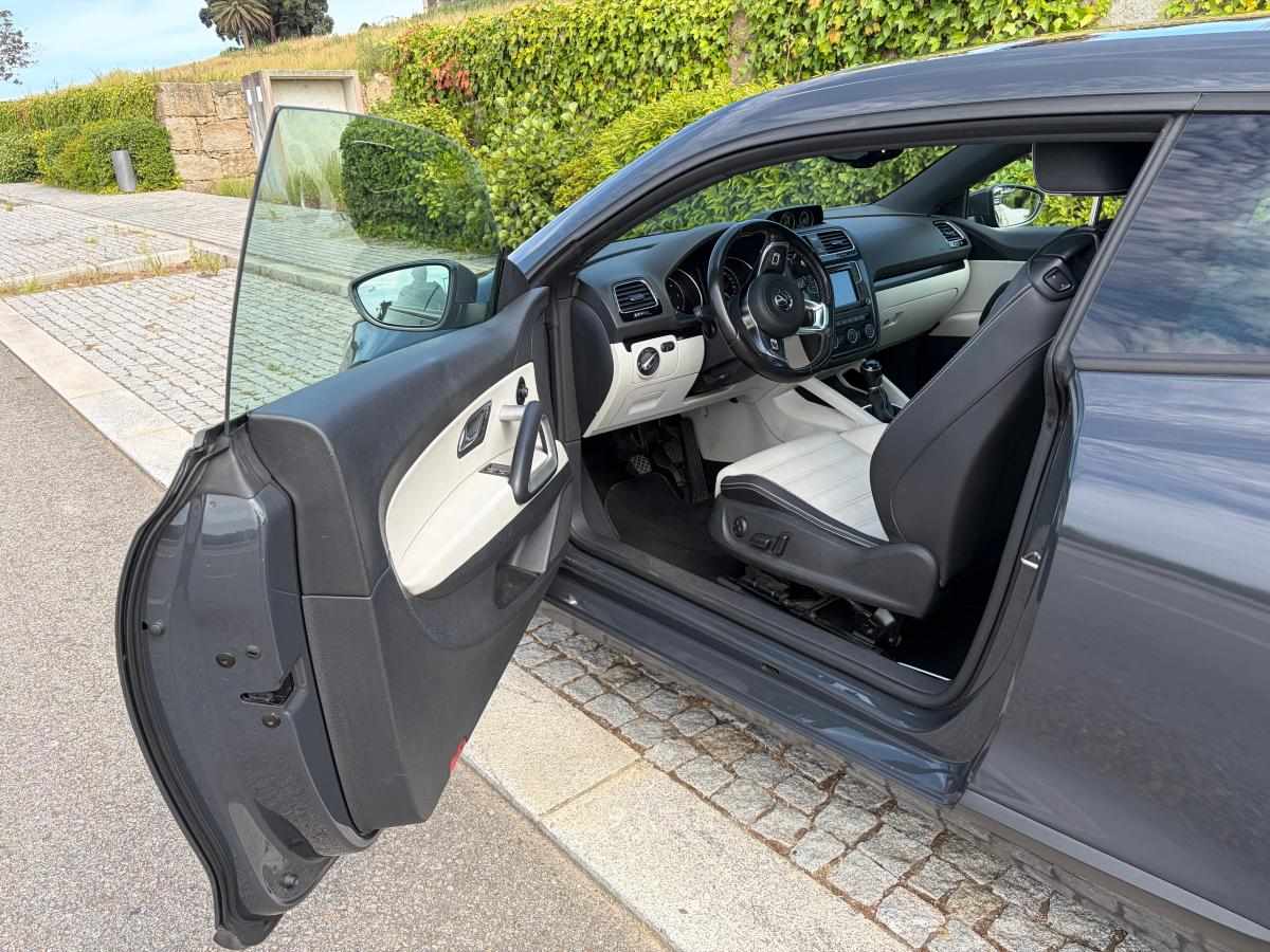 volkswagen-scirocco-2-0-tdi-2016-diesel-1968cc