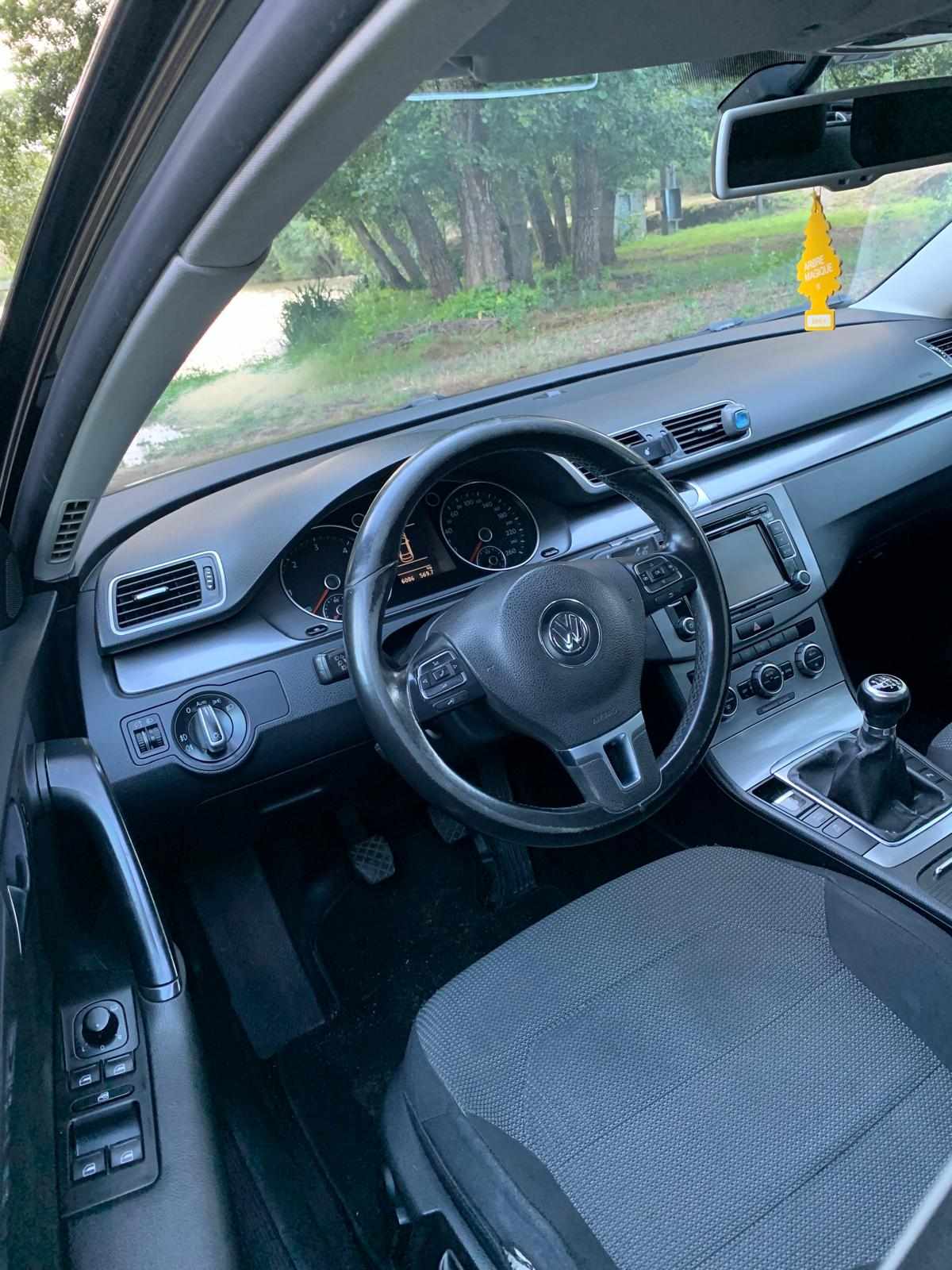 volkswagen-passat-2-0-bluetdi-2012-diesel-1968cc