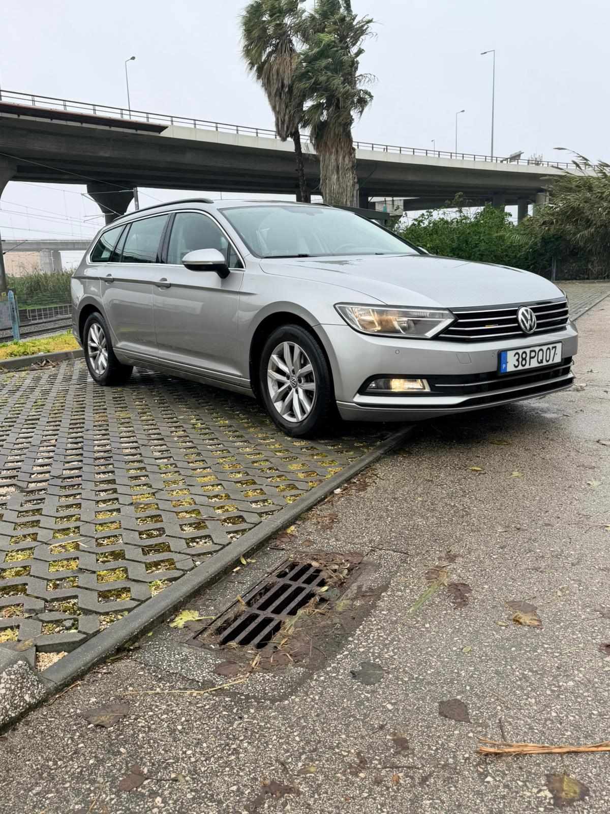 volkswagen-passat-1-6-tdi-bluemotion-2015-diesel-1598cc
