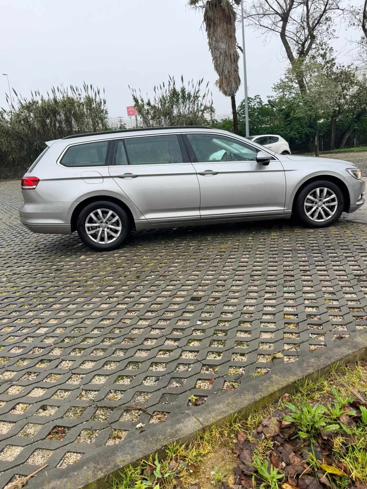 volkswagen-passat-1-6-tdi-bluemotion-2015-diesel-1598cc