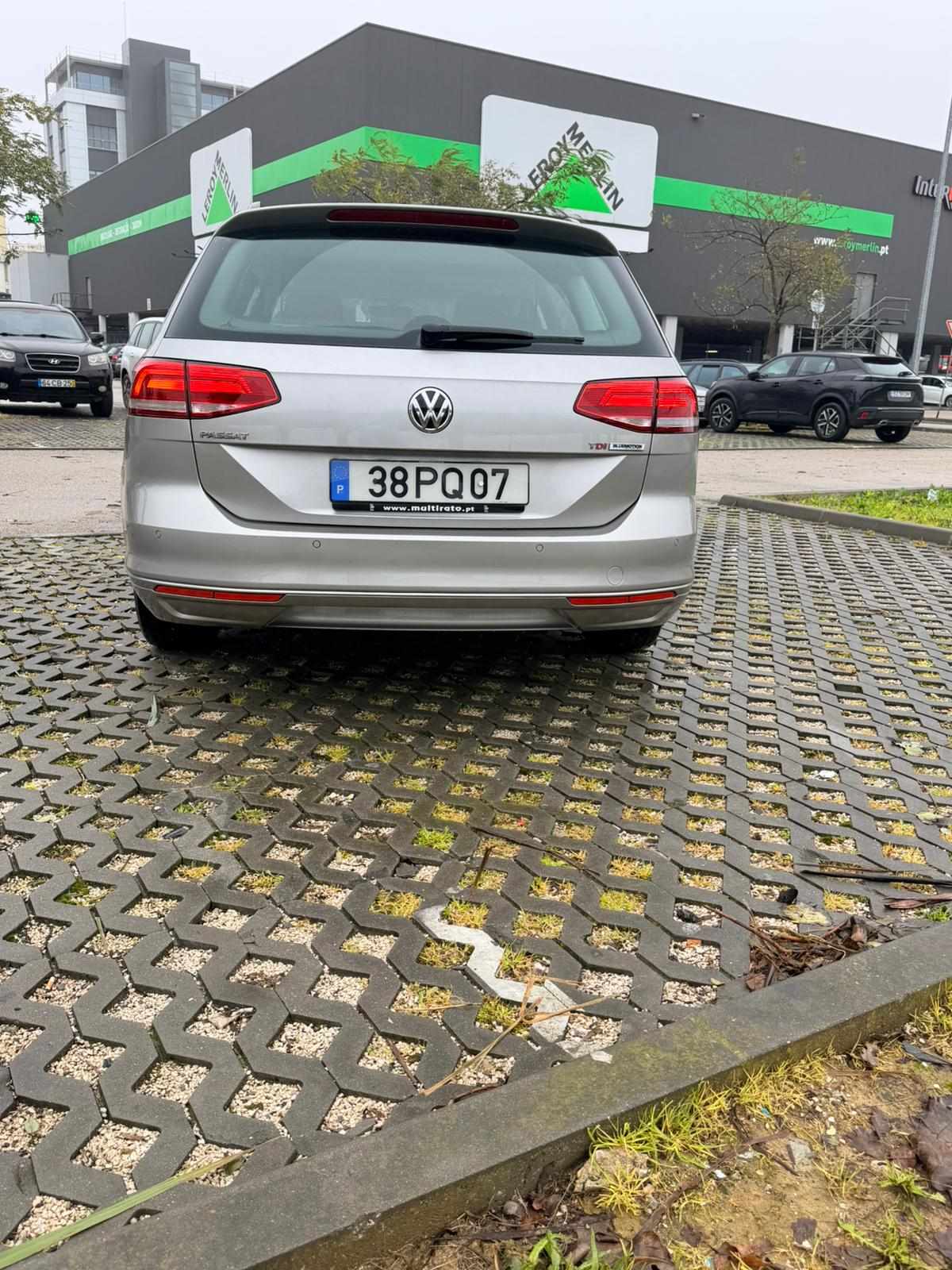 volkswagen-passat-1-6-tdi-bluemotion-2015-diesel-1598cc